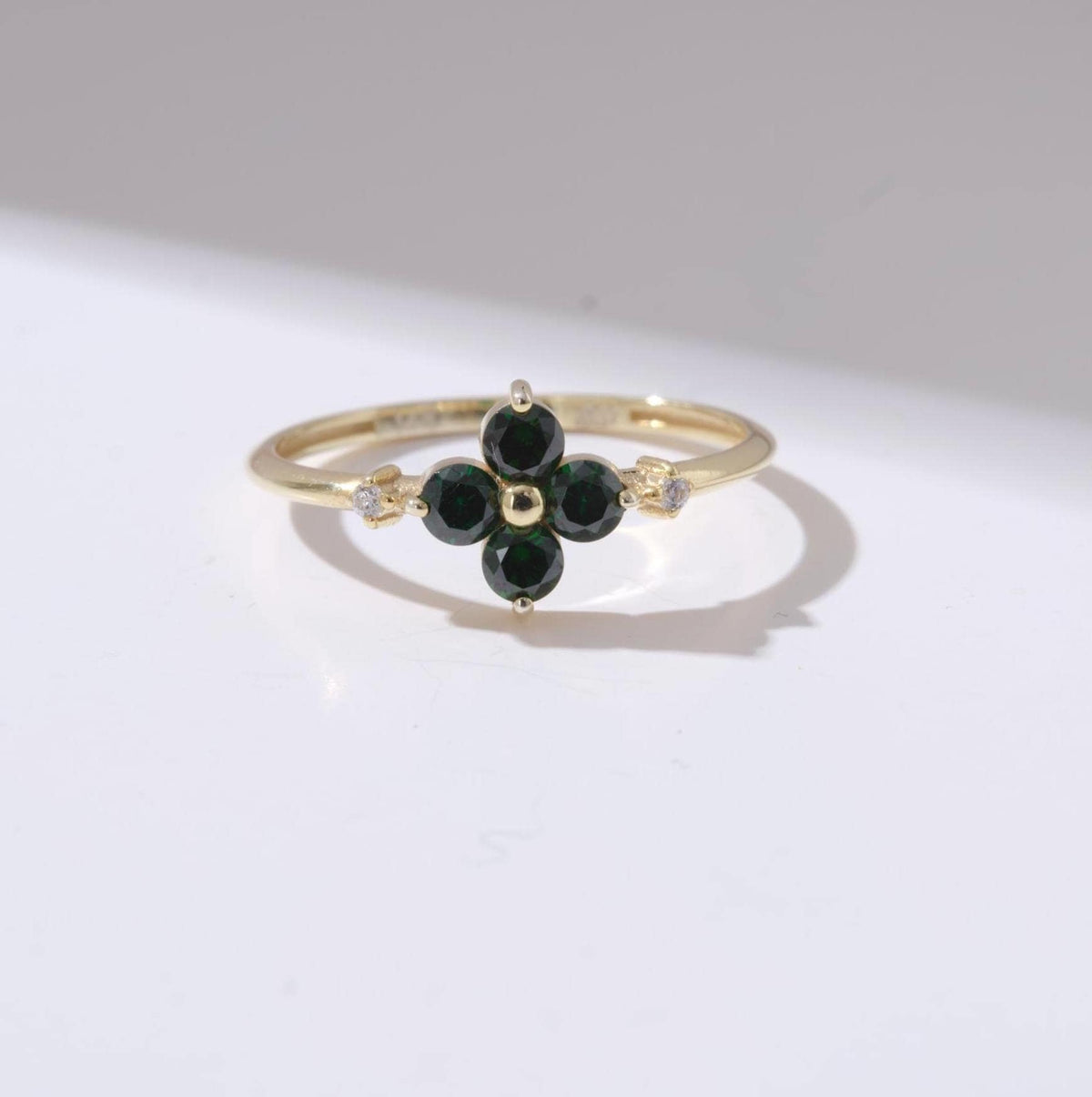 Clover Gold Birthstone Ring