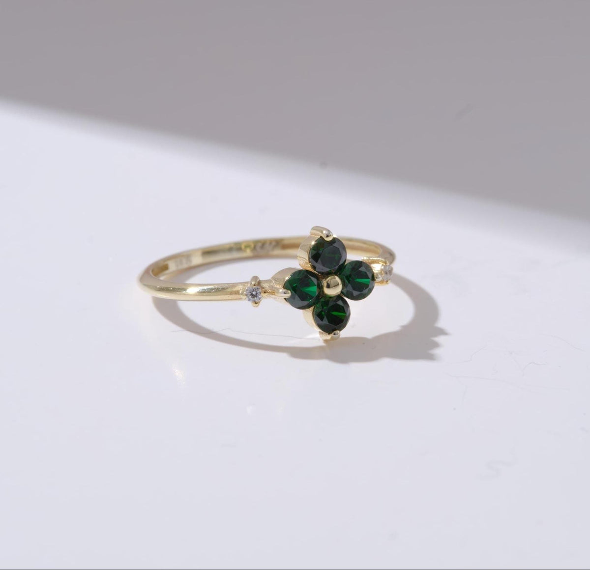 Clover Gold Birthstone Ring