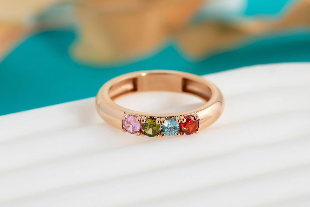 Family Gold Birthstone Ring