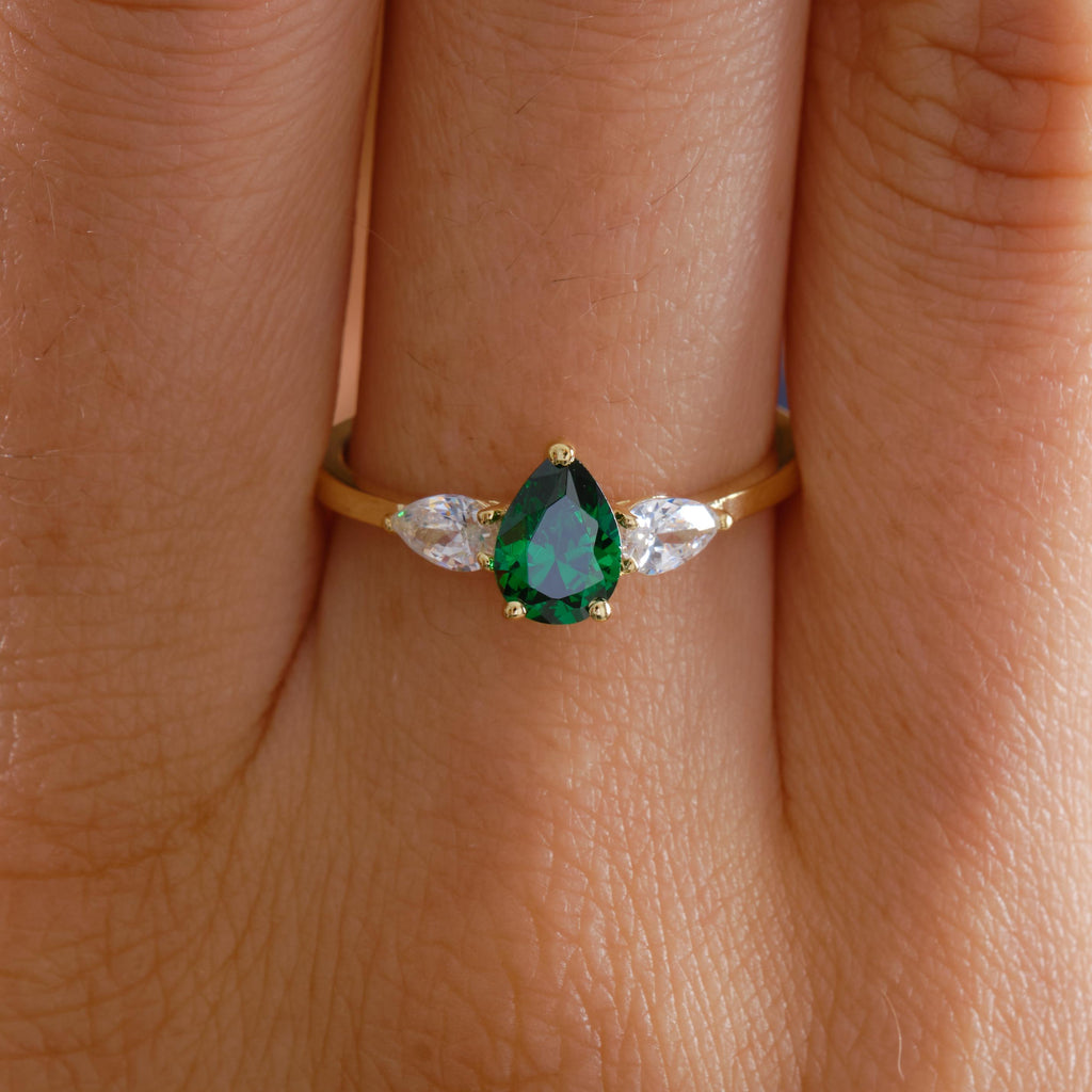 Round Cute Side Stone Gold Birthstone Ring